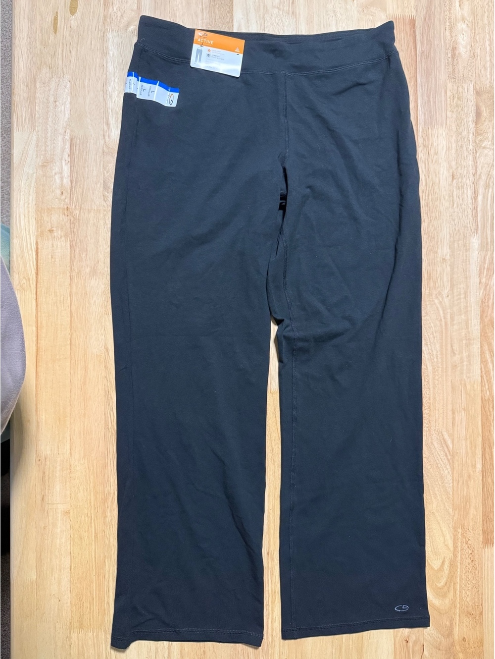 Champion Women’s Large Black Duo Dry Semi Fit Active Pants NWT